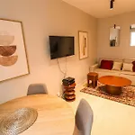 11.Newrenovated Flat#Invalides#Effeil Tower#4 Pers
