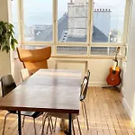 Appartement Au Pied De Montmartre / Jules Joffrin
