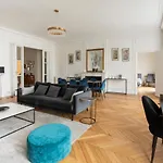 Spcaious Flat 160 M2 Next To Eiffel Tower Paris