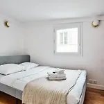 Apartment Saint Germain Des Pres By Studio Prestige