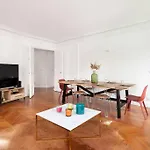 Sweet Luxury Home Arc The Triomphe Near Champs Elysees And Palais Des Congres 8 Ppl