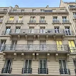 Quiet And Spacious Apartment Near Champs Elysees