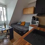 Cosy Studio Village Of Batignolles