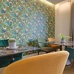Hotel Apolonia Paris Montmartre, Sure Hotel Collection By BW
