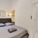 Charming Apartment In Heart Of Le Marais - Gethosted