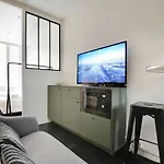Authentic Studio - 2P - Canal Saint-Martin