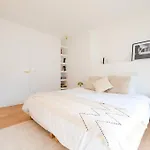 Tour Eiffel View - Luxury Apartment 6P