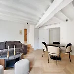 Pick A Flat\'S Apartement In Saint-Germain-Des-Pres - Rue De Seine