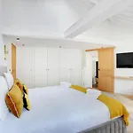 Pick A Flat\'S Apartement In Saint-Germain-Des-Pres - Rue De Seine