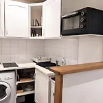 Bright Apartment Ideal For Exploring Paris