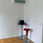 Studio Avec Vue Au Centre De Paris