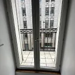 Champs Elysees Apartment 1C
