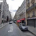 Champs Elysees Apartment 2C