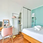 T2 Confortable Et Raffine Au Coeur De Paris