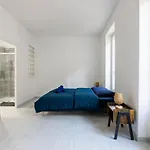Luxurious 2 Bedroom Avenue Des Champs-Elysees Saint-Philippe Du Roule Free Netflix