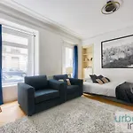 Urban Flat 171 - Sublime 3Bdr Flat - Triangle D Or