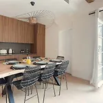 Luxury Residence In Le Marais