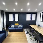 17 - Pretty Flat In Paris Montorgueil 2