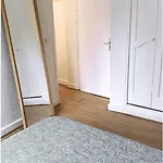 Superb Apartment Rue Des Artistes