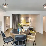 Modern And Eclectic 3Bd Duplex In Le Marais!