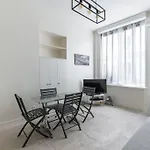 Chemin Vert/Voltaire : Charming Apartment 4P