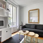 Perfect T2 At The Foot Of The Eiffel Tower-Paris 7