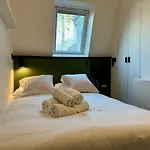 Tiny House Paris In Love