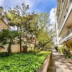 Spacious T2 - Near Tour Montparnasse