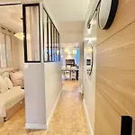 Apartment Parisnicostay - Cosy 4 Bedrooms Flat Seine River