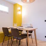 Recently Renovated 3Bd Next To Invalides