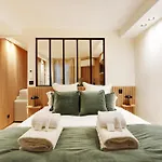 Pick A Flat\'S Apartment In Odeon - Rue Saint Andre Des Arts