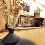 Pick A Flat\'S Apartment In Odeon - Rue Saint Andre Des Arts