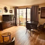 Jolie 2 Pieces Avec Balcon Paris 15 Eme