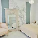 Bel Appart Au Charme Parisien, Pour 6 Personnes