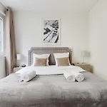 Bibliotheque Francois Mitterand - Beautiful Bright Apartment