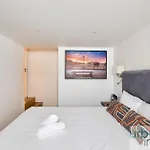 62 - Beautiful Apartment Triangle D- 100M From Champs-Elysees