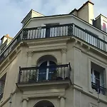 Bergere Opera Trevise - 2 Connecting Rooms With Private Bathroom And 1 Study Room - 35 M2