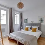 Louvre Montorgueuil Historical Center 3Br II