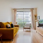 Paris Arsonval Design Residence