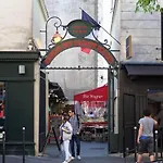 Charming Studio In The Center Of Paris