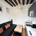 164 - Charming Studio In Center Of Paris