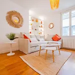 Stunning Flat In Paris