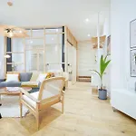 Parisuites Central Canal Saint Martin Luxe & Chic & Cosy