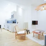 Parisuites Central Canal Saint Martin Luxe & Chic & Cosy