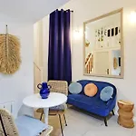 Beautiful And Contemporary Apartment - Arc De Triomphe Champs Elysees