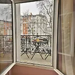 Appartement Proche Parc Monceau - Gourgaud