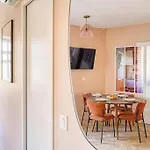 Appartement 2 Chambres Place Pereire 75017 - II