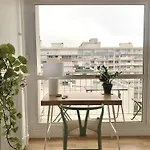 Chambre Tout Confort, Spacieuse, Calme Et Lumineuse Avec Balcon