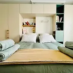 Gorgeous, Bright & Large 1 Bedroom Near Montmartre