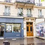 Luxurious 2 Bedroom Tour Eiffel Bourdonnais Free Netflix